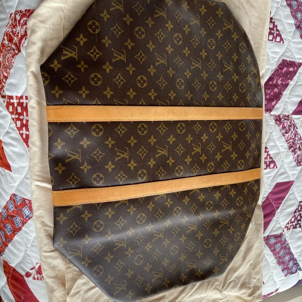 Authentic Louis Vuitton keepall 55